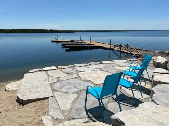 Stokes Bay Tamarac Island Motel المظهر الخارجي الصورة
