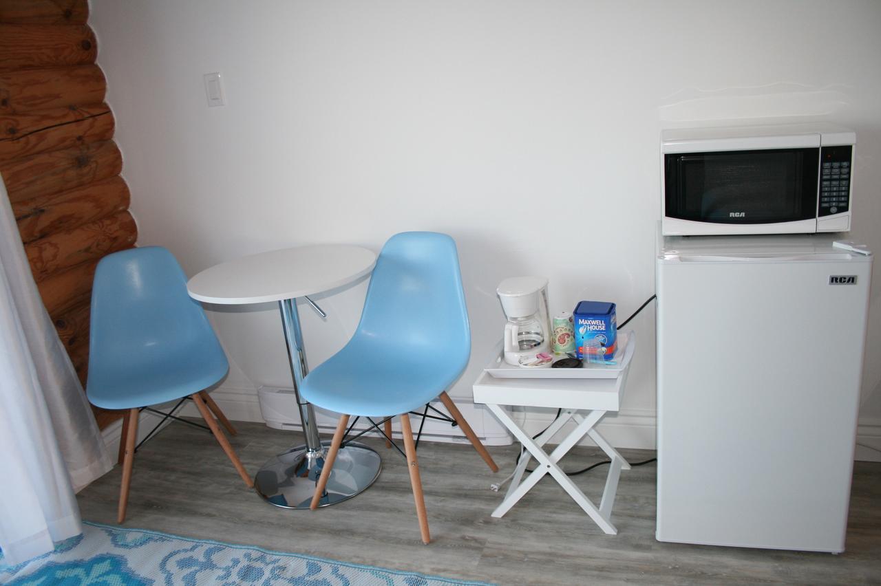 Stokes Bay Tamarac Island Motel المظهر الخارجي الصورة